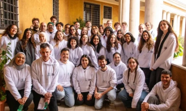 Young Christians, Muslims, Jews at the Vatican: ‘It’s possible to live together in peace’